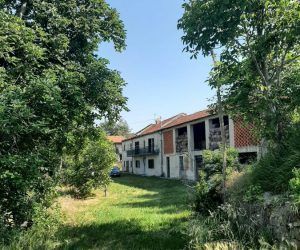 090 – Farmhouse on sale in Roccaverano