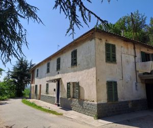 043 – Countryhouse with vineyards for sale in Santo Stefano Belbo (CN)
