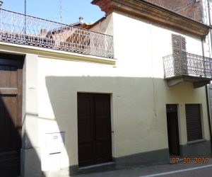 042 – Casa in vendita a Calosso