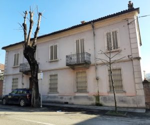 025 – Historical house for sale in Canelli (AT)